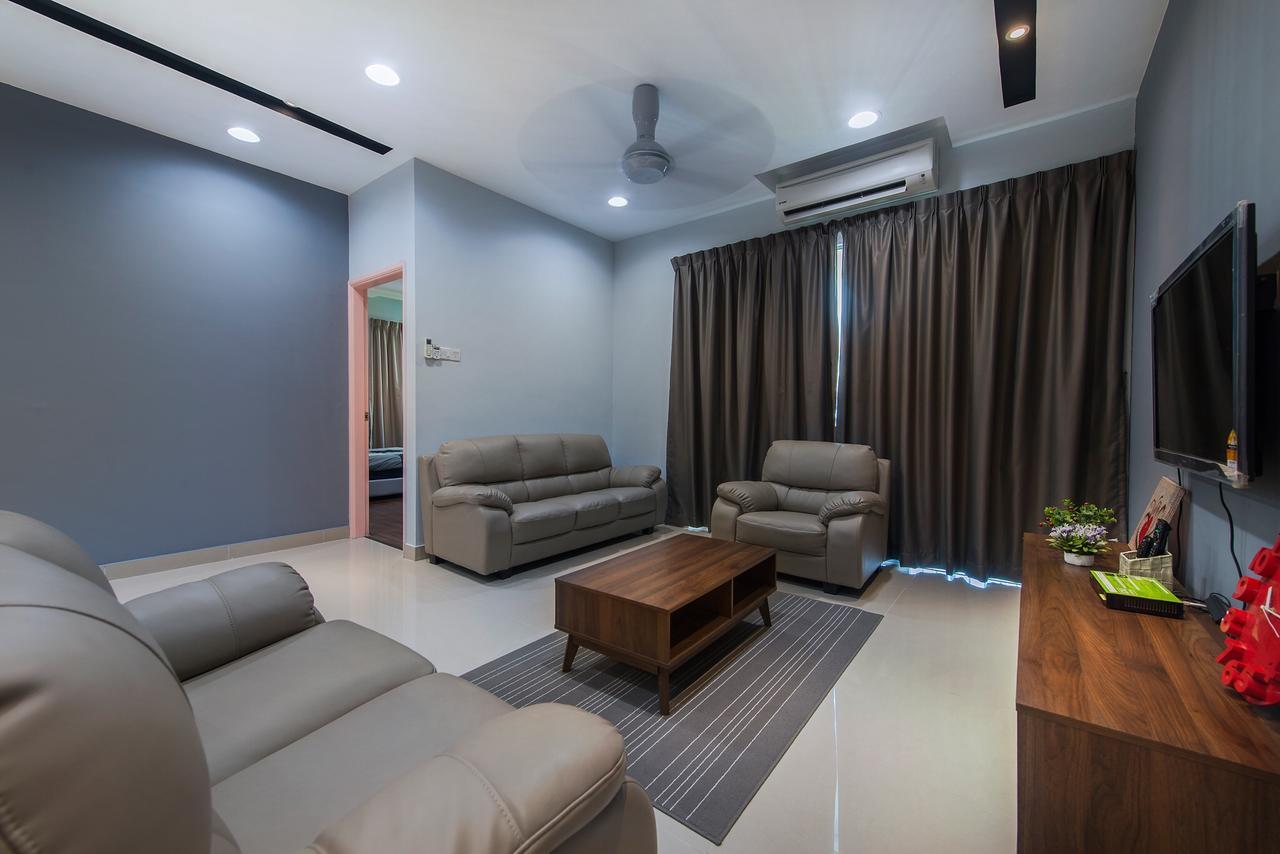 Sandakan Homestay Sepilok Buitenkant foto